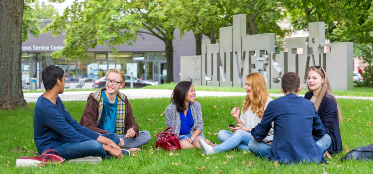 Header - Universität